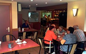 Hostal Restaurante Machaín cafetería